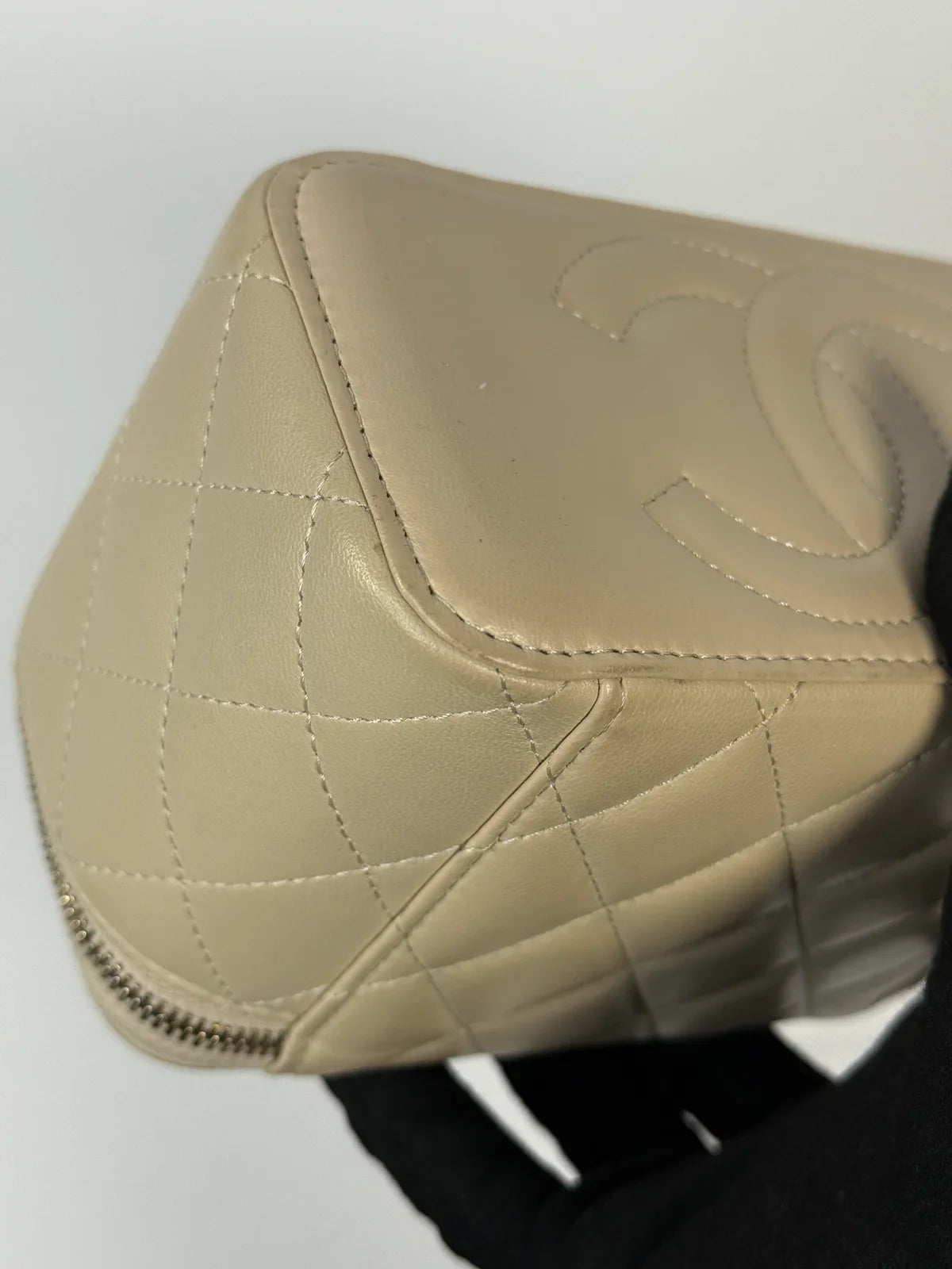 CHANEL VANITY RECTANGULAR TOP HANDLE ECRU/BEIGE LAMBSKIN WITH GHW