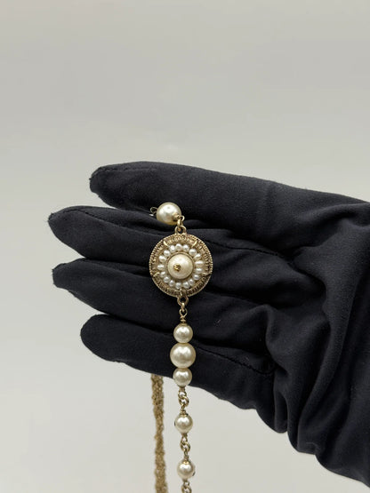 CHANEL PEARL NECKLACE