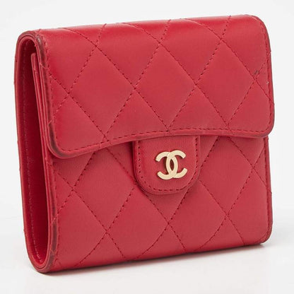 Chanel Red Quilted Leather Trifold CC Wallet – Good Condition