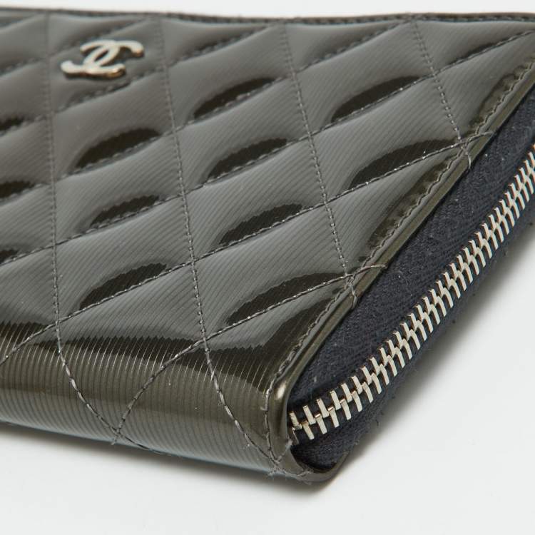 Chanel Olive Green Quilted Patent Leather Zip Wallet – Good Condition