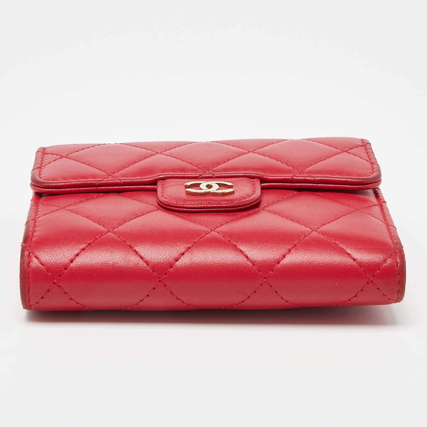 Chanel Red Quilted Leather Trifold CC Wallet – Good Condition