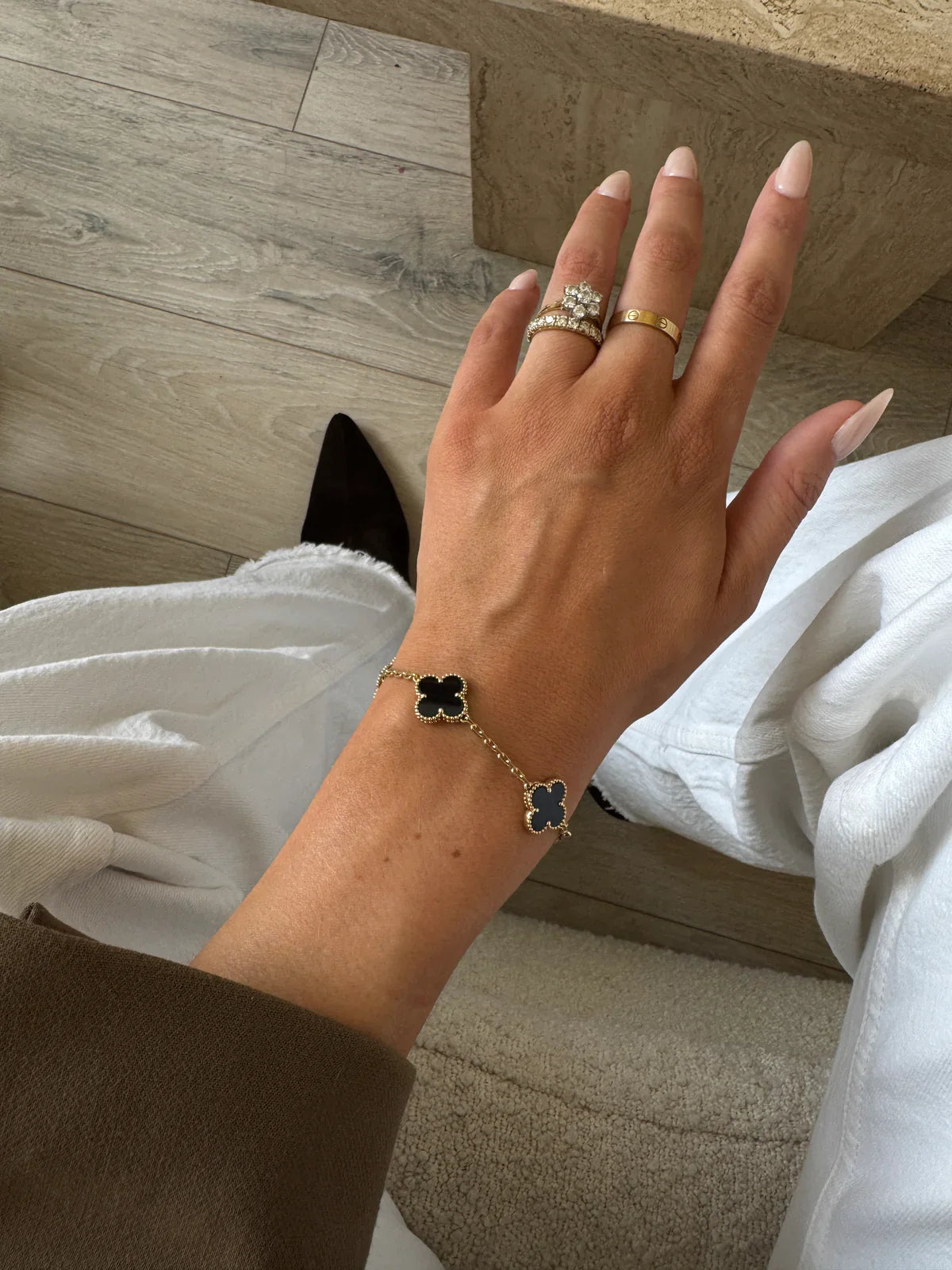 VAN CLEEF & ARPELS VINTAGE ALHAMBRA BRACELET, 5 MOTIFS ONYX