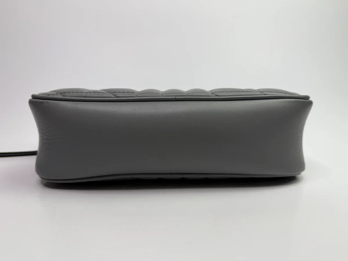 GUCCI GG MARMONT MATELASSE CAMERA BAG