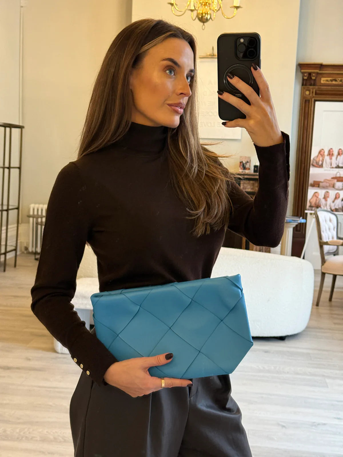 BOTTEGA VENETA INTRECCIATO ZIPPED POUCH