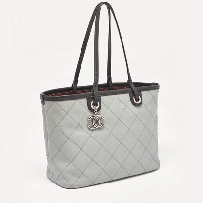 Chanel Tote Bag – Gold Leather with Zip Pouch & Dustbag