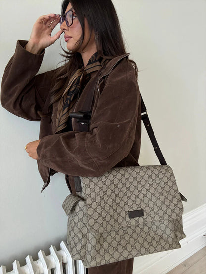 GUCCI GG SUPREME MEDIUM BABY CHANGING BAG