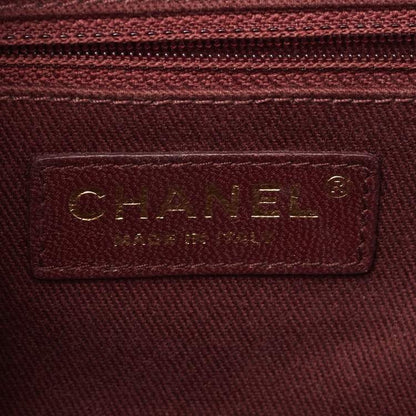 Chanel Off-White Quilted Leather Coco Curve Vanity Case Bag