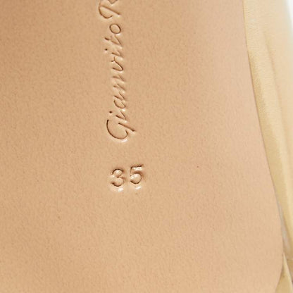 Gianvito Rossi Gold Leather Pumps Size 35