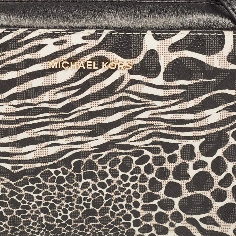 Michael Kors Ginny Camera Black/White Crossbody Bag