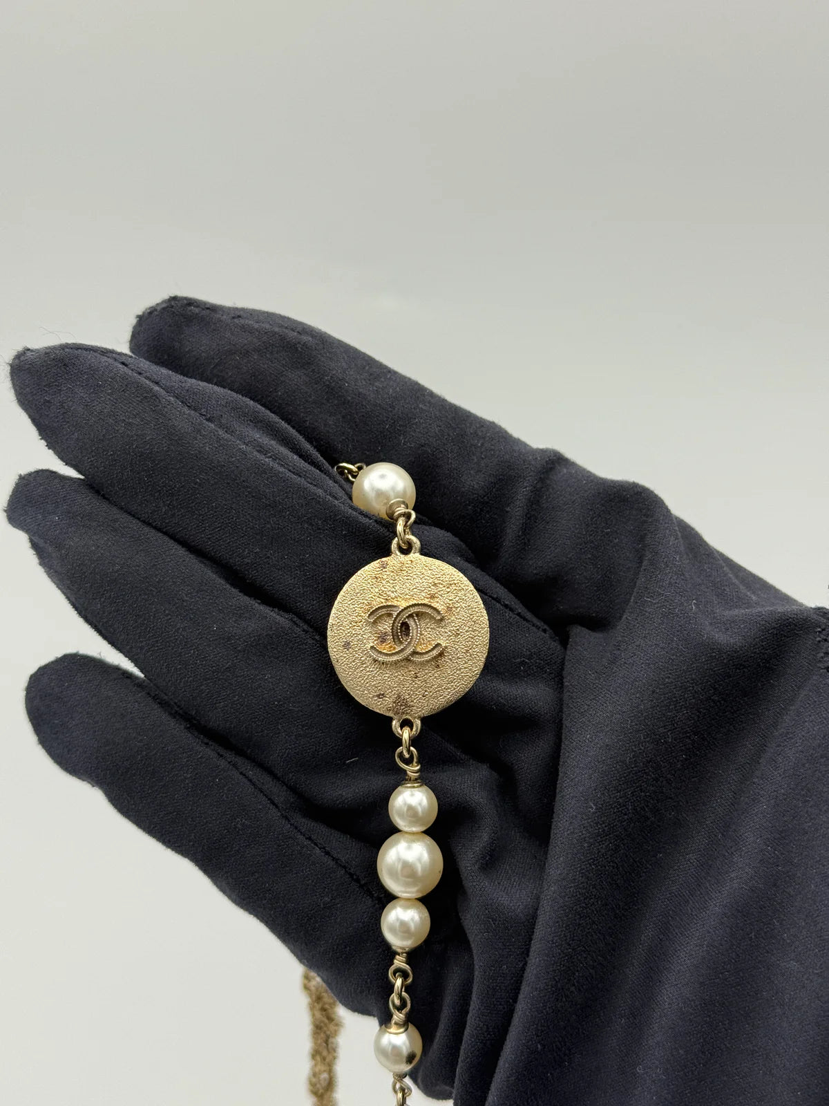 CHANEL PEARL NECKLACE