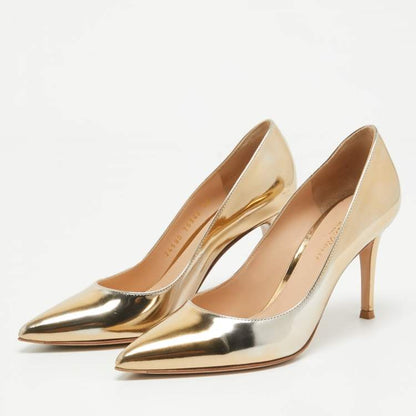 Gianvito Rossi Gold Leather Pumps Size 35