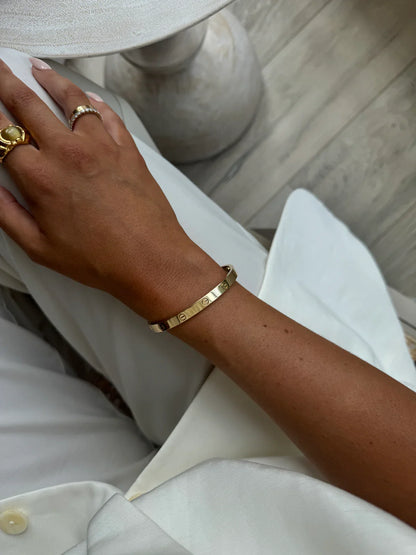CARTIER LOVE BRACELET IN YELLOW GOLD CLASSIC MODEL