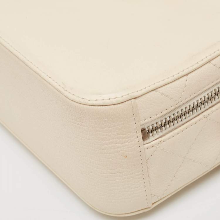 Chanel Off-White Quilted Leather Coco Curve Vanity Case Bag
