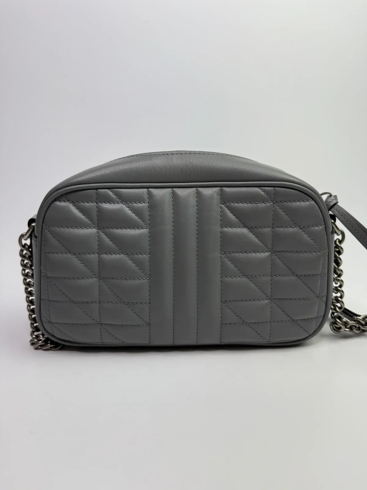 GUCCI GG MARMONT MATELASSE CAMERA BAG