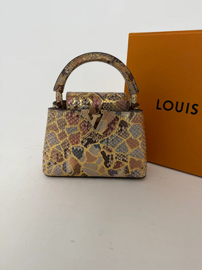 Louis Vuitton Capucines BB