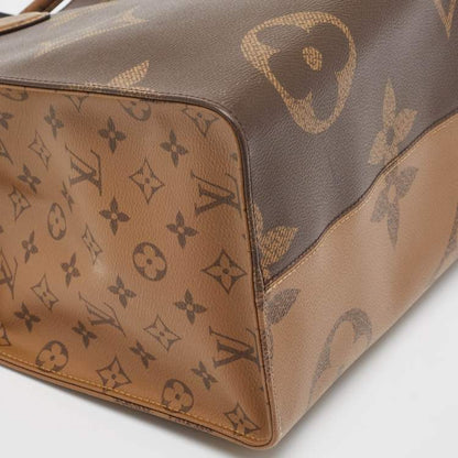 Louis Vuitton OnTheGo GM – Reverse Giant Monogram Canvas