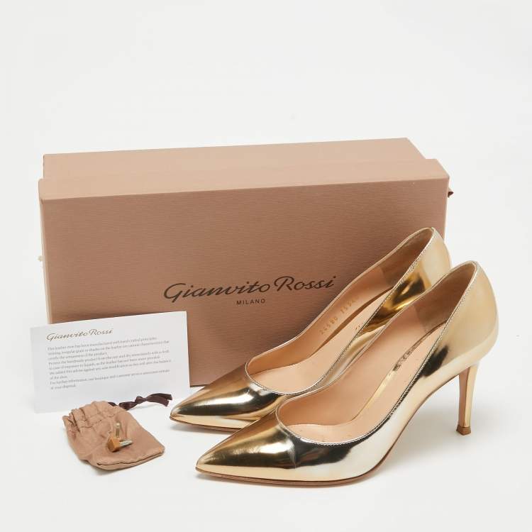 Gianvito Rossi Gold Leather Pumps Size 35