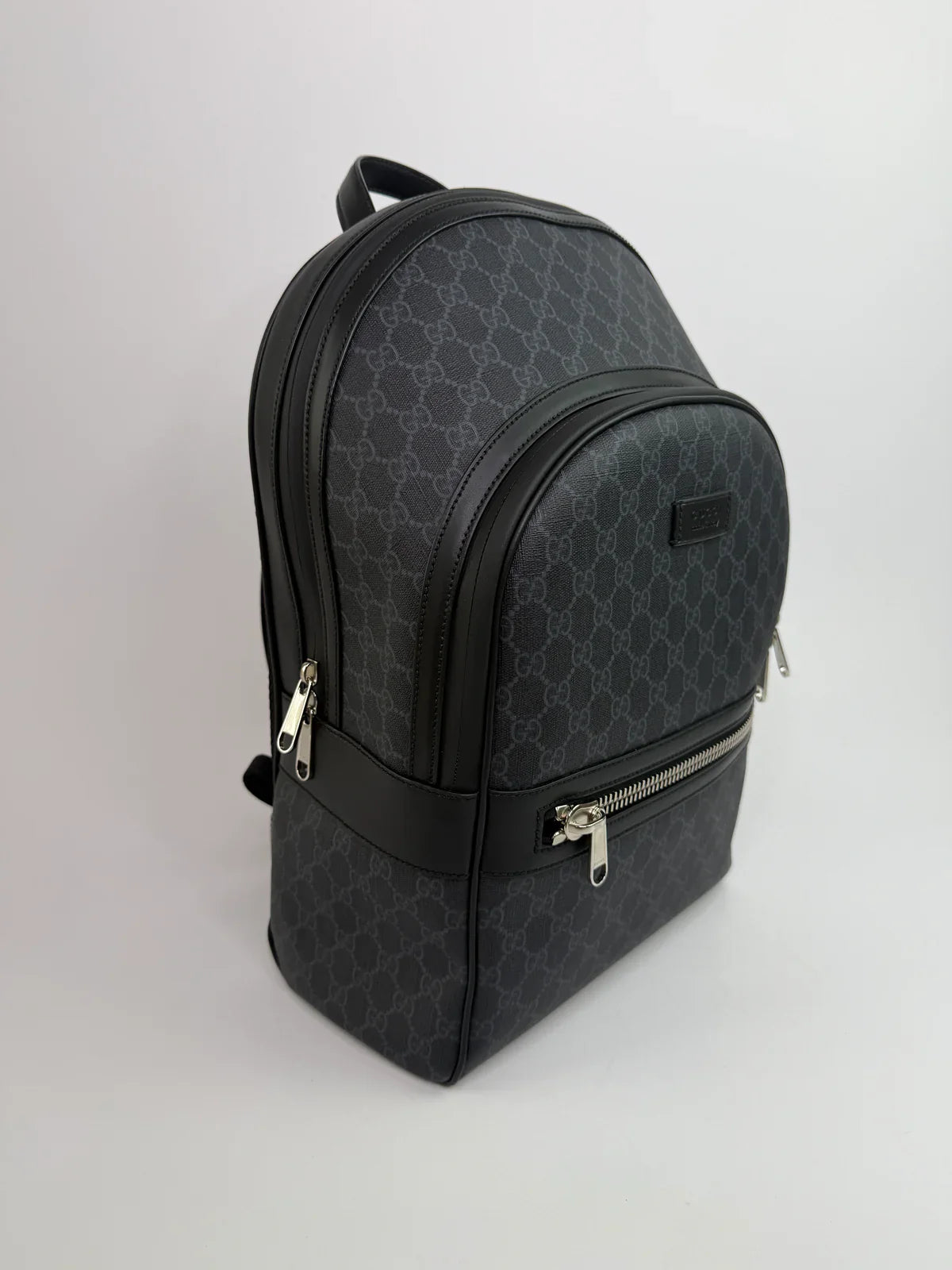GUCCI GG MEDIUM BACKPACK