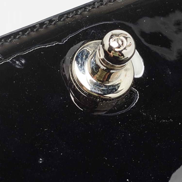 Chanel Black/Silver Chevron Patent Leather Medium Boy Flap Bag