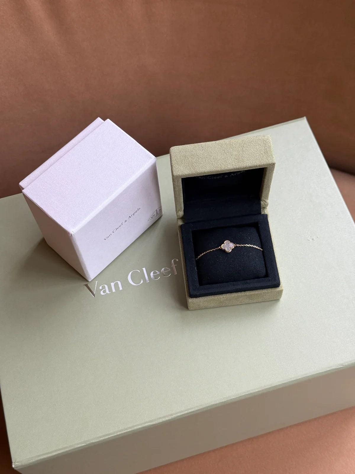 VAN CLEEF & ARPELS SWEET ALHAMBRA BRACELET