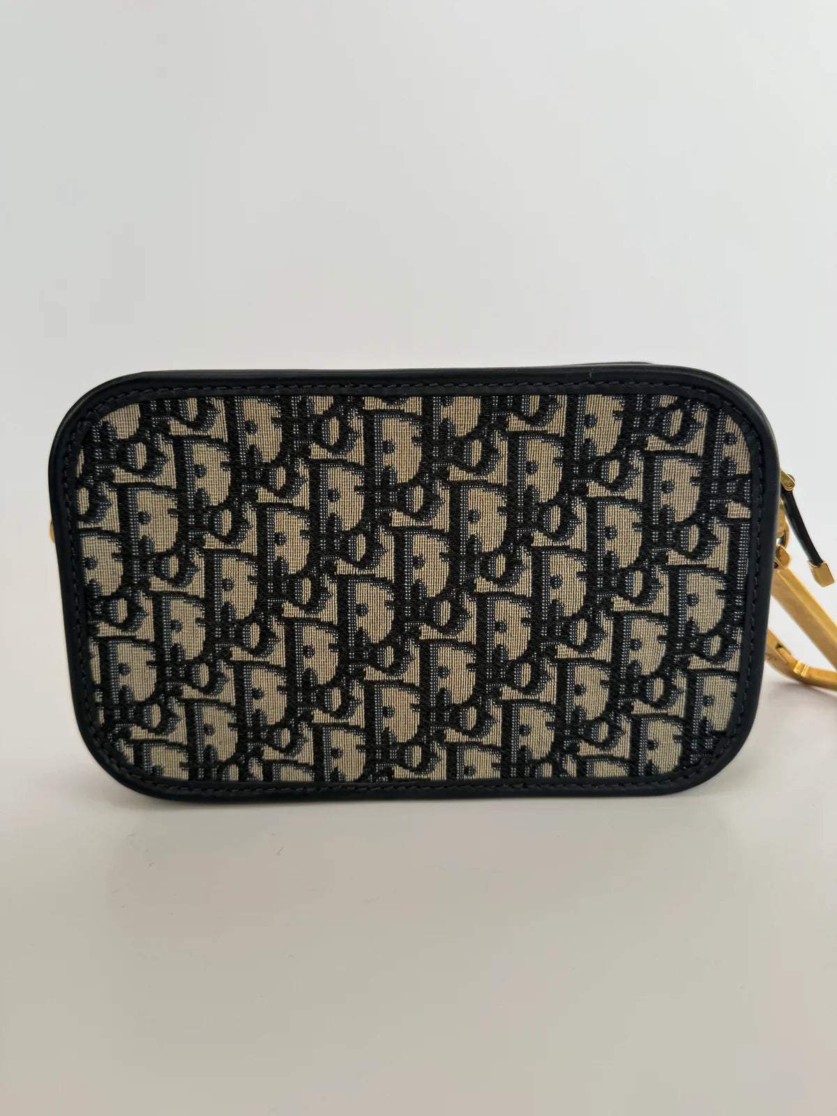 CHRISTIAN DIOR DIORQUAKE OBLIQUE CLUTCH