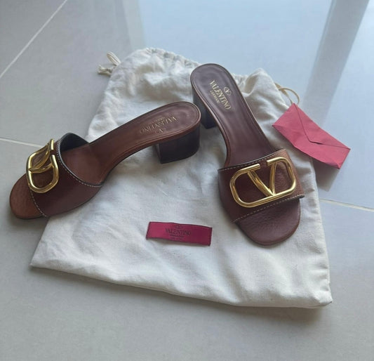 Valentino Garavani VLogo Leather Mules – Size 36 (Brand New)
