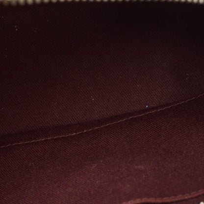 Chanel Off-White Quilted Leather Coco Curve Vanity Case Bag