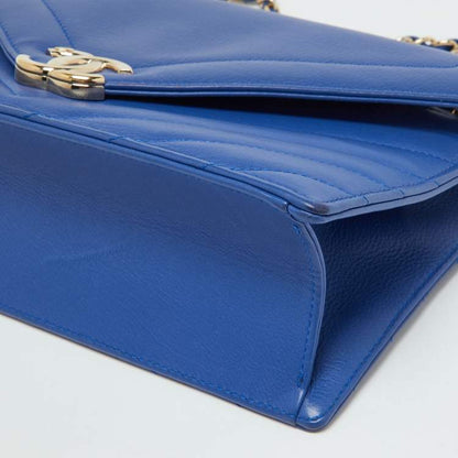 Chanel Blue Chevron Leather Medium Coco Envelope Flap Bag – Gold Hardware