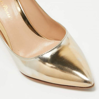 Gianvito Rossi Gold Leather Pumps Size 35