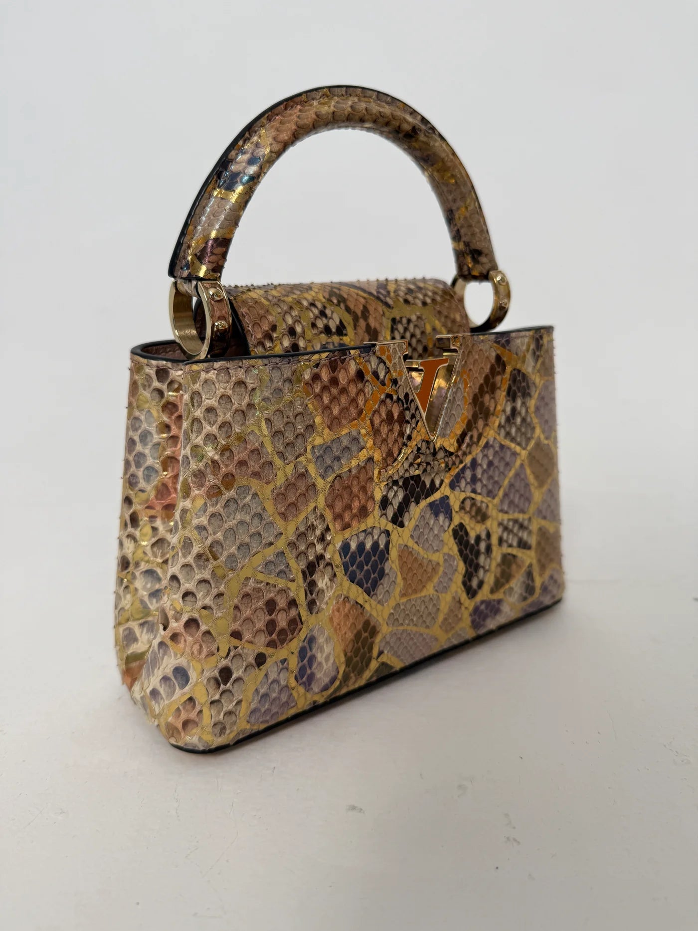 Louis Vuitton Capucines BB