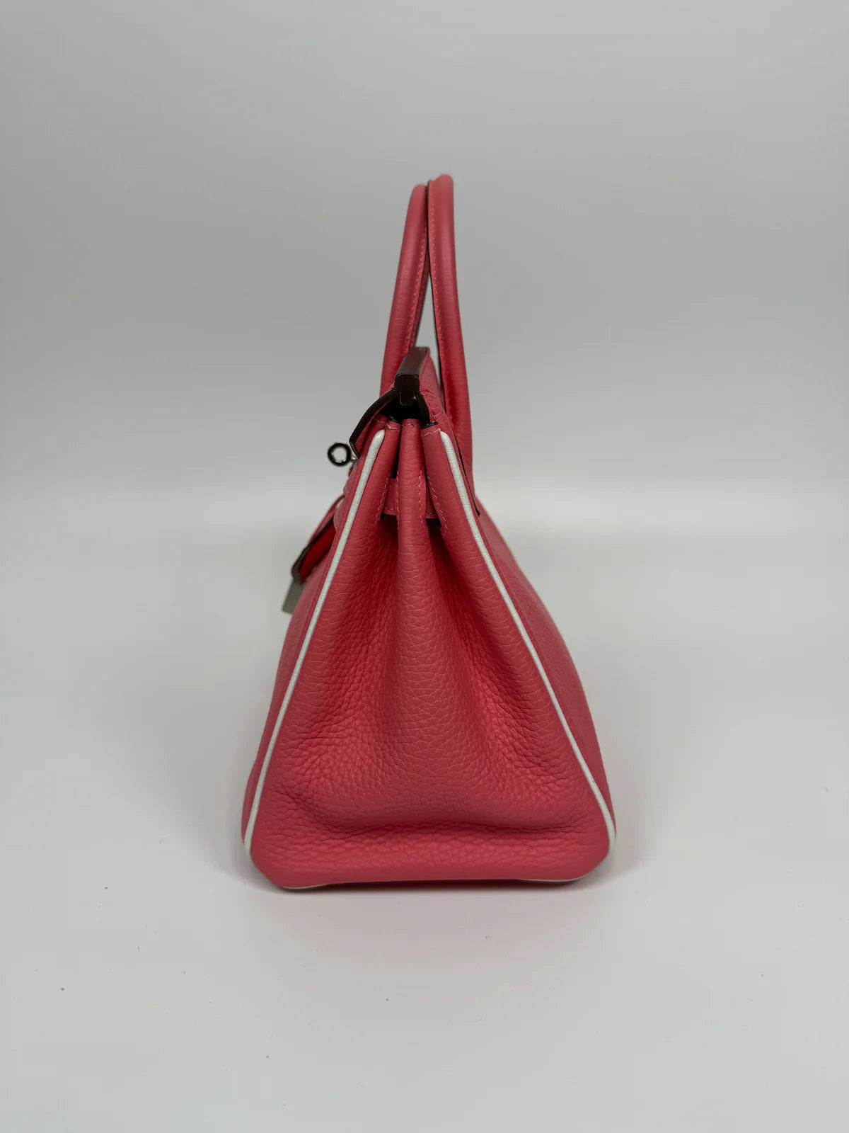 HERMÈS BIRKIN 25 IN ROSE D’ÉTÉ & WHITE CLEMENCE LEATHER WITH PHW