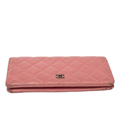 Chanel Pink Quilted Leather L Yen Wallet – Classic Long Bifold