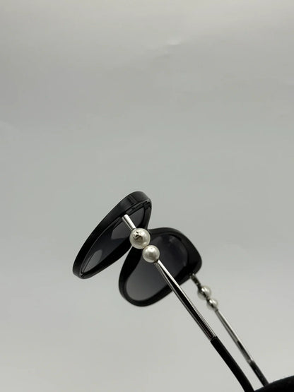 CHANEL SUNGLASSES BLACK