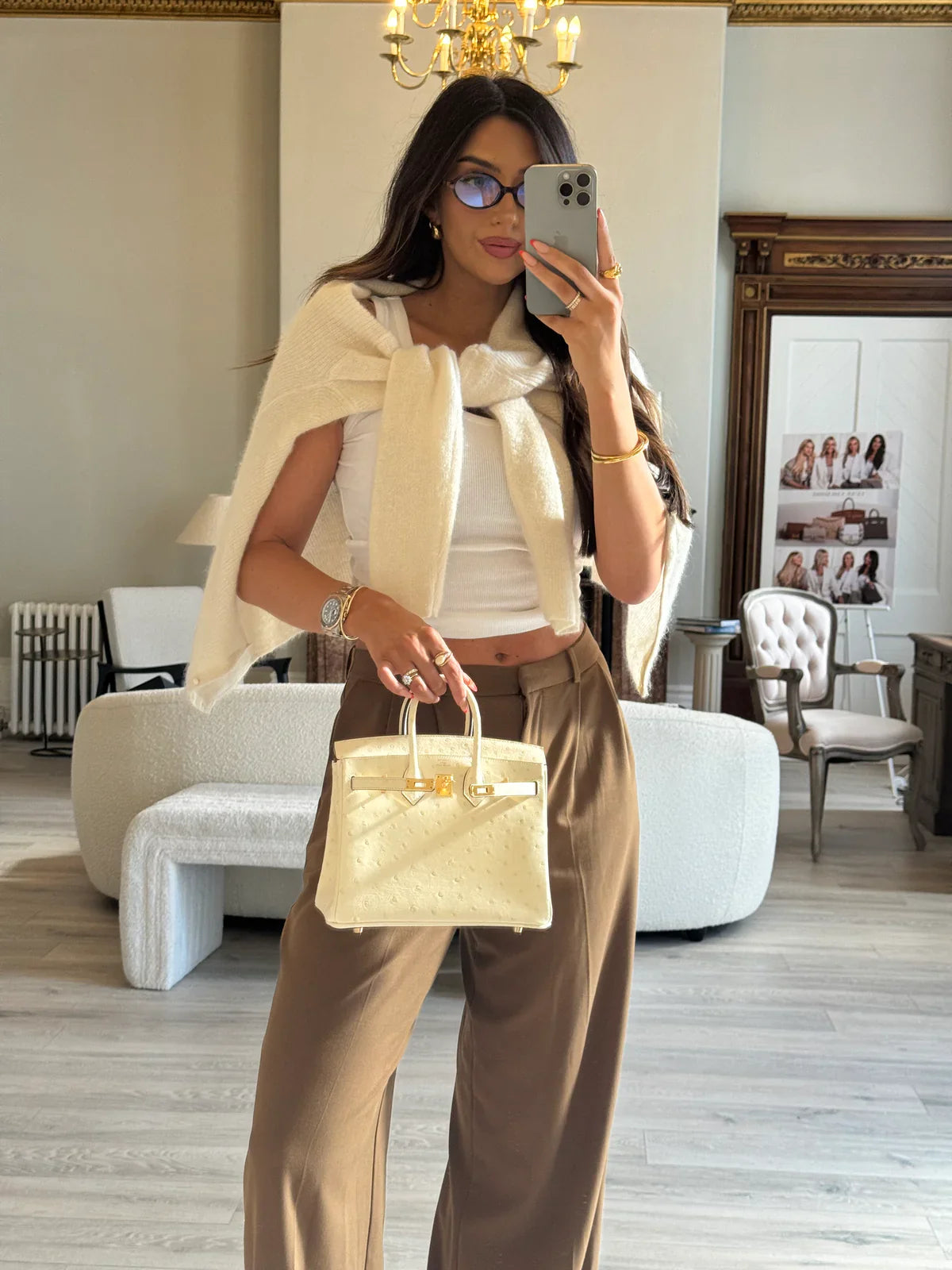 HERMÈS BIRKIN 25 IN NATA OSTRICH WITH GOLD HARDWARE