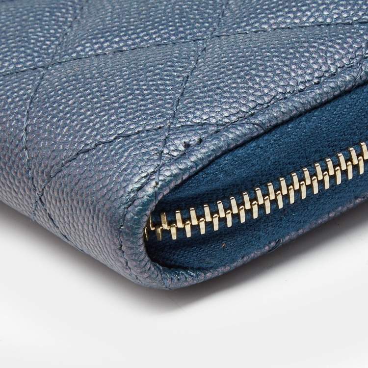 Chanel Zipped Coin Purse in Blue Shimmer Caviar Leather