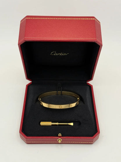 CARTIER LOVE BRACELET IN YELLOW GOLD CLASSIC MODEL